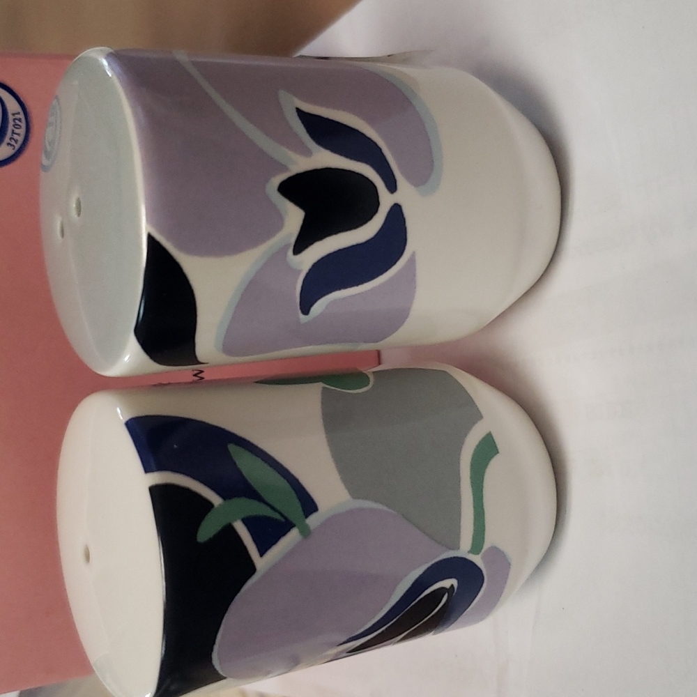 BNIB Kate Spade Nolita Blue Floral Salt & Pepper - Picture 7 of 7